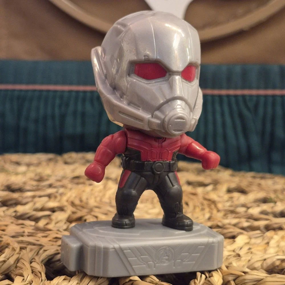 ✅2019 McDonald's Marvel Avengers Endgame Ant-Man Team Suit Figure 21#️⃣38